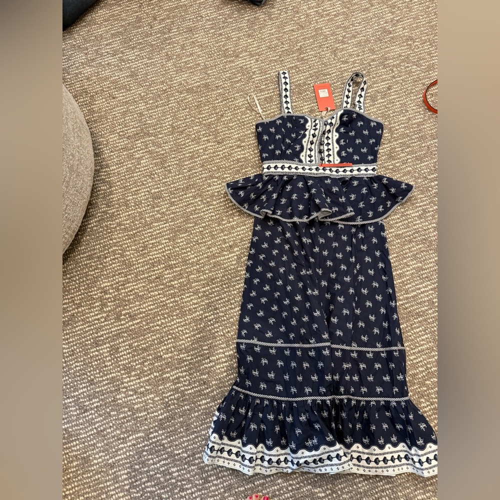 Hunter bell Blue Ditsy Floral Lacey Dress Navy and White new with tags